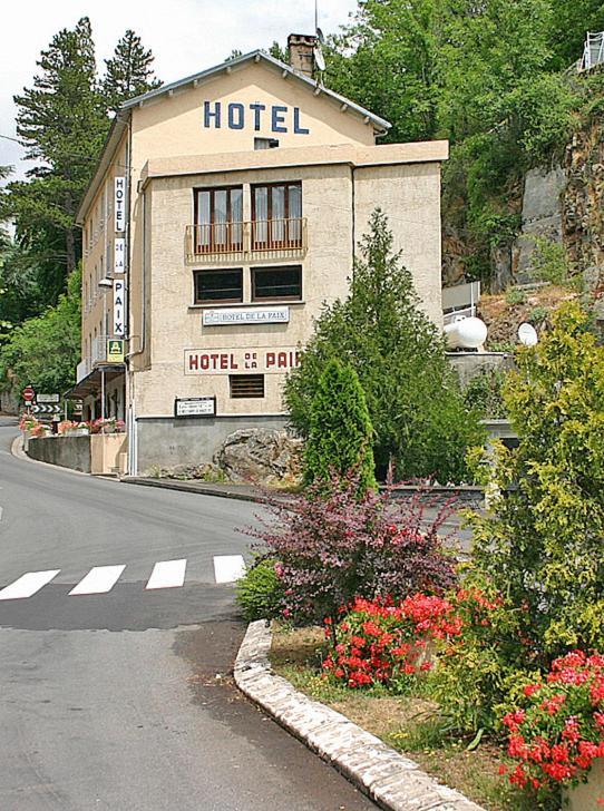 Logis Hôtel de la Paix Saint-Nectaire Exterior foto